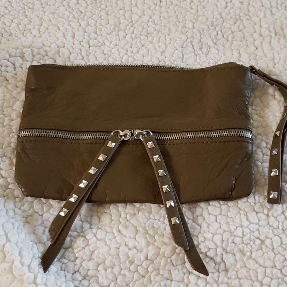 Mossimo Clutch - image 1